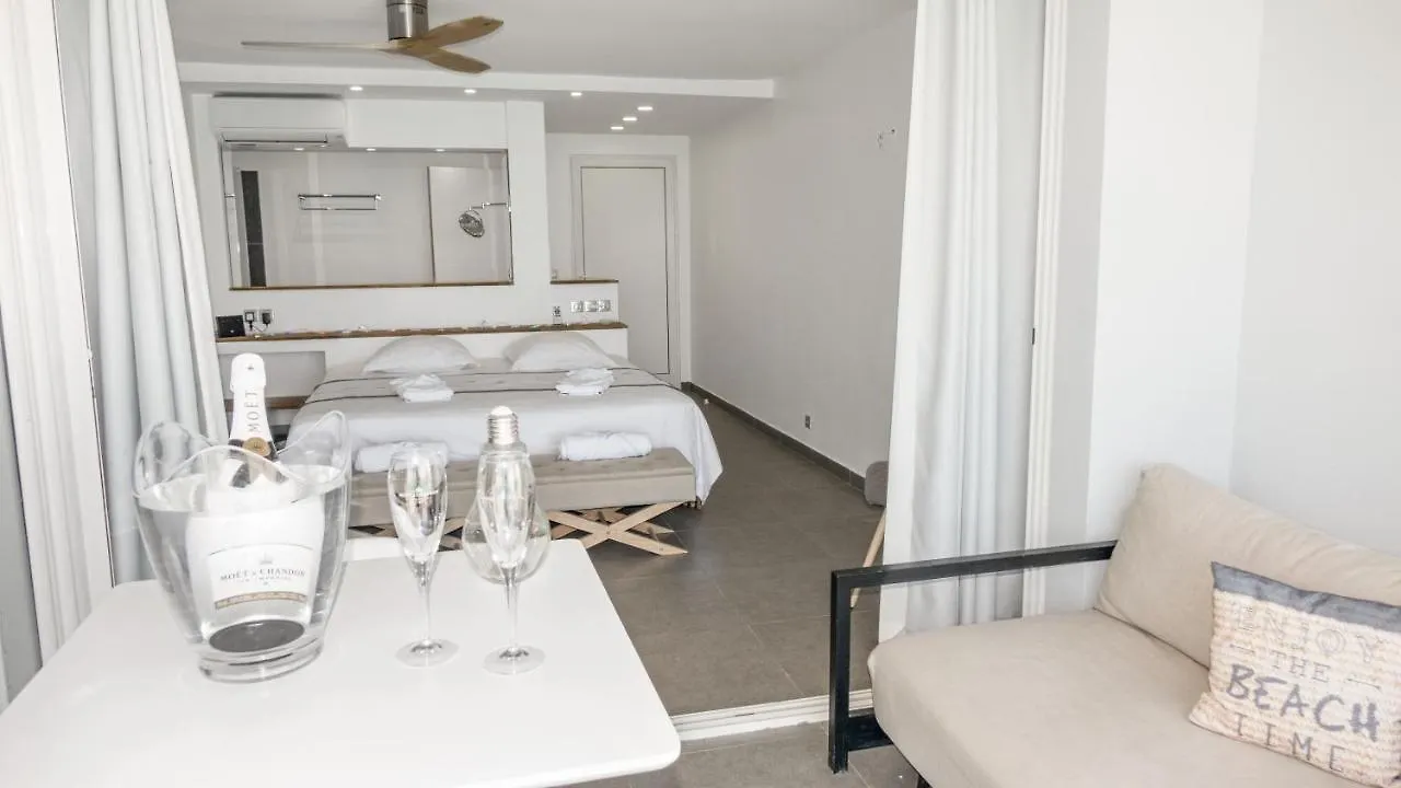 Residence Bleu Marine - Honeymoon Apartments Grand Case Sint Maarten/Saint Martin